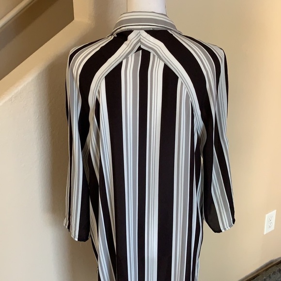 Olive + oak striped button tunic top - Picture 4 of 6